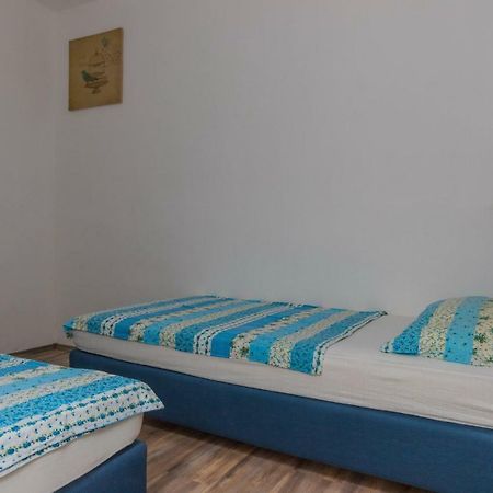 Apartments Maris Цриквениця Екстер'єр фото