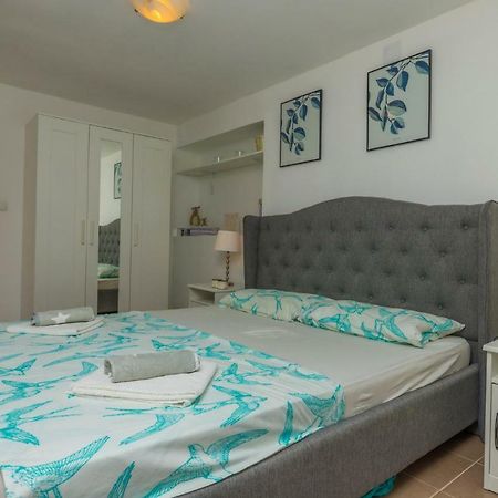 Apartments Maris Цриквениця Екстер'єр фото