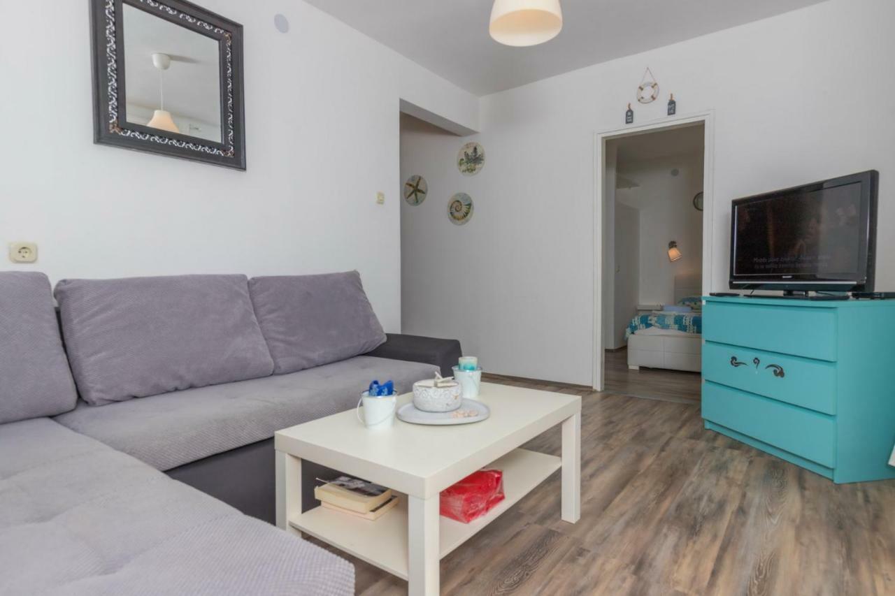 Apartments Maris Цриквениця Екстер'єр фото